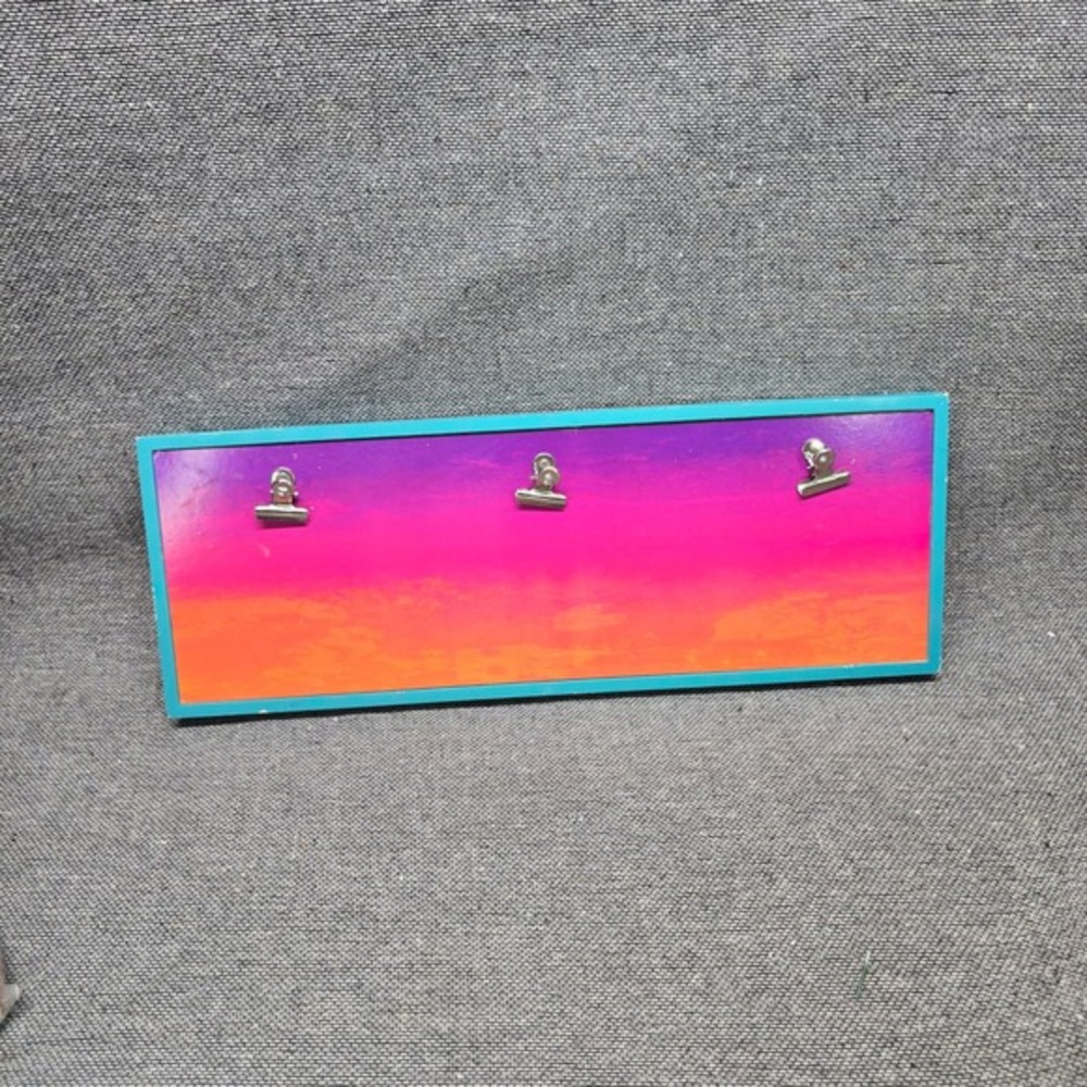 MRL Home Styles Sunset Ombre Photo Clip‎ Frame 19.5" Multicolor Retro Wall Art